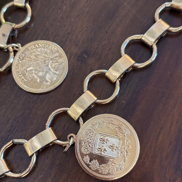 Vintage Gold Coin Chain Belt Republique Francaise - Adjustable - Super Sassy! - Picture 10 of 10